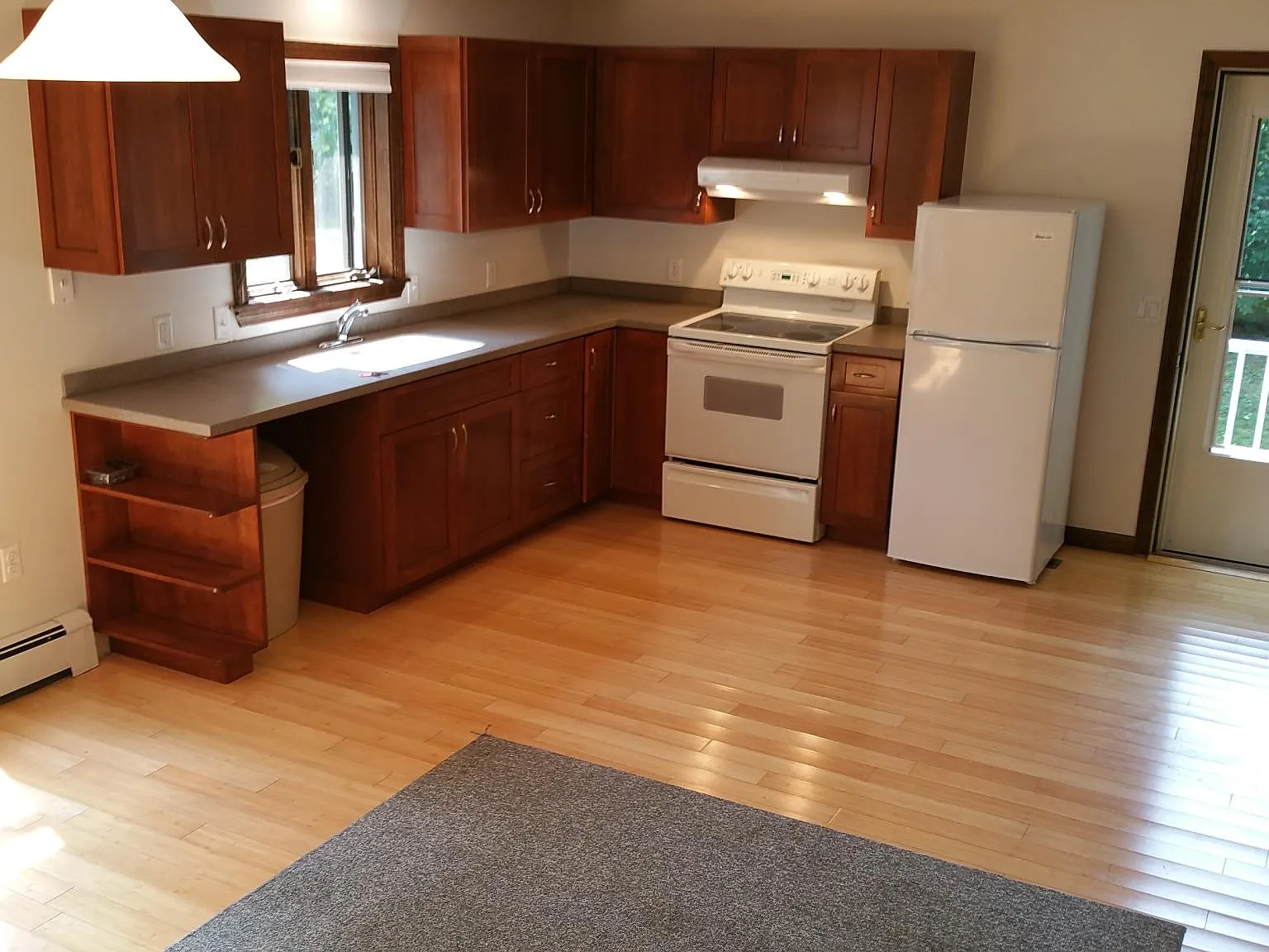 15 Shannon Dr — Photo 2
