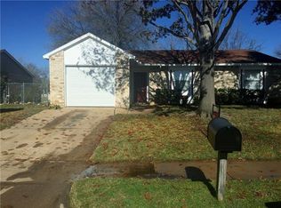 3828 Longmeadow Way, Fort Worth, TX 76133