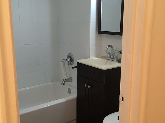 5th image of 1804 2nd Ave APT 1B