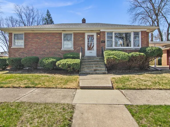 7404 Meadow Ln, Hammond, IN 46324