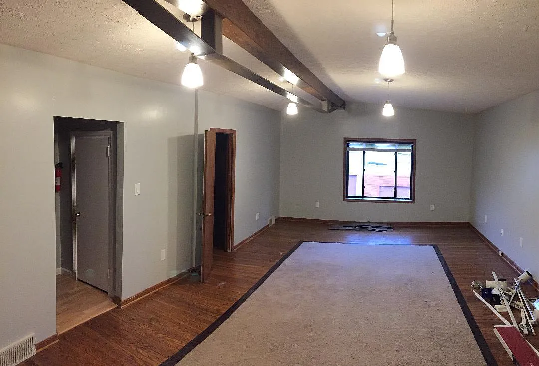 945 Beardsley St — Photo 1