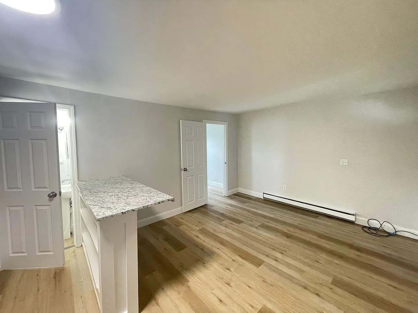 1 bed, 1.0 bath, 397 sqft, $1,695 — Photo 3