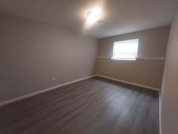 5th image of 6911 N Chas Dr Unit B
