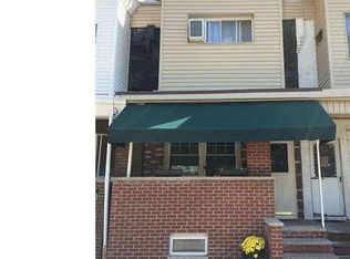 2417 S 3rd St, Philadelphia, PA 19148