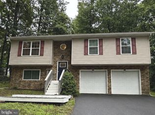 348 Little Bear Ln, Lusby, MD 20657