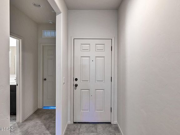 4th image of 7632 S Paseo Del Fado
