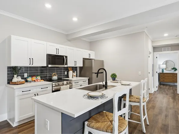 Pointe Grand Lakeland