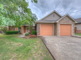 1408 Carter Ave, Wagoner, OK 74467