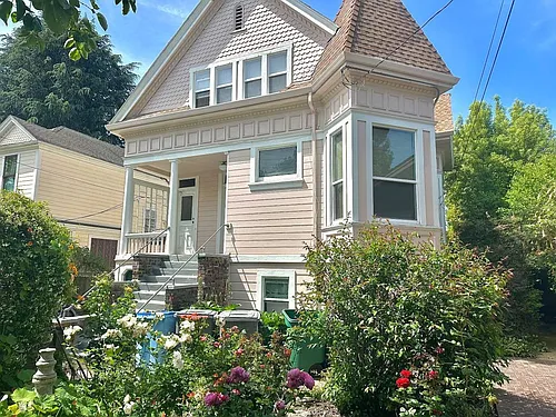 2228 McKinley Ave Photo 1