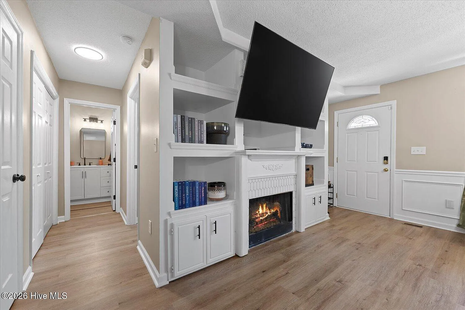 4 bed, 3.0 bath, 1816 sqft, $1,800 — Photo 4