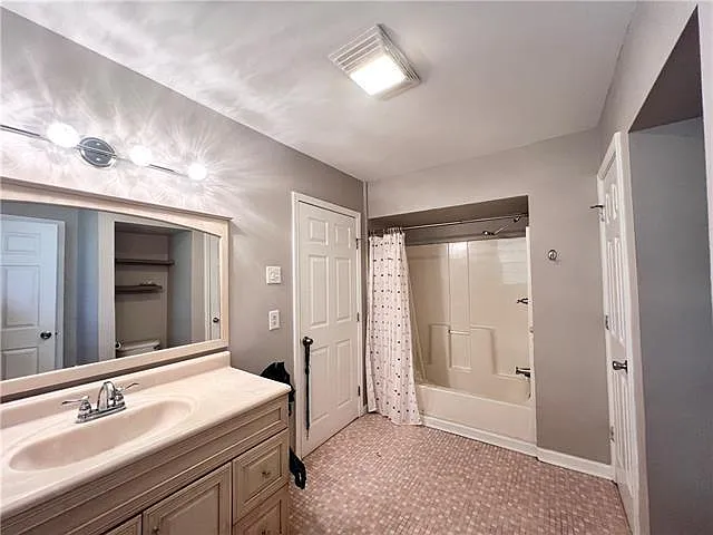 3516 Clearview Pkwy — Photo 8