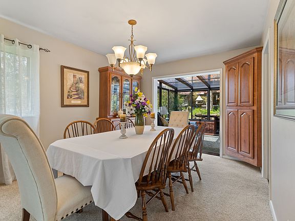 5th image of 8344 Woodburn Dr