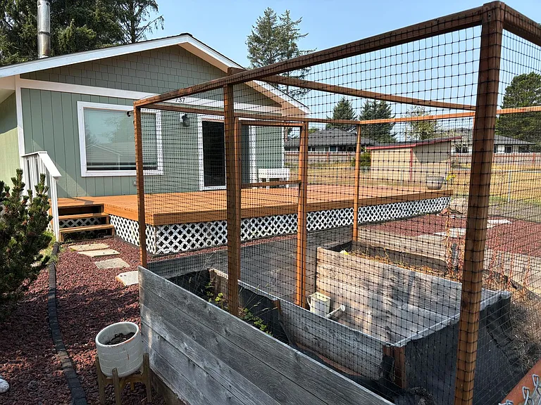 737 Wood Duck Ave SE — Photo 2
