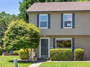 5058 Charmian Dr, Santa Rosa, CA 95409