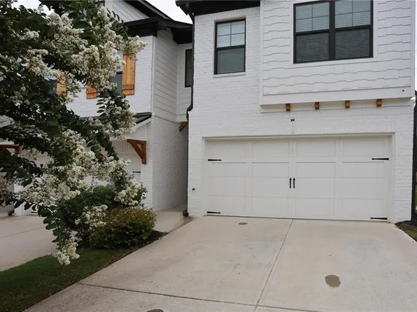 24 Caison Dr, Winder, GA 30680