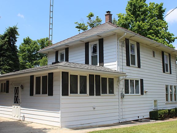 4th image of 351 W Finley St