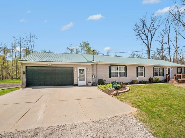 2510 Martin Rd, Beaverton, MI 48612