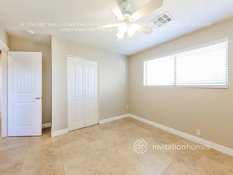 2247 W Cortez St — Photo 13