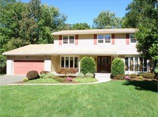 23 Morgan Rd, Parsippany, NJ 07054