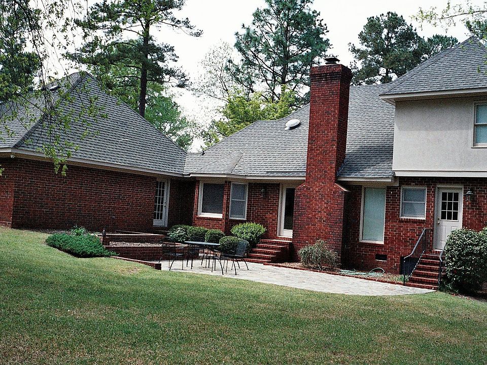 2nd image of 40 Live Oak Ct