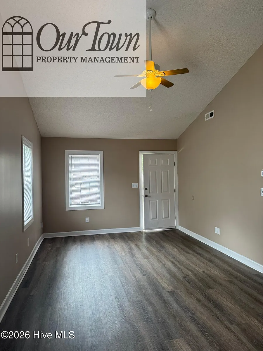 Building Photo - 3818 Starship Ln NW #B