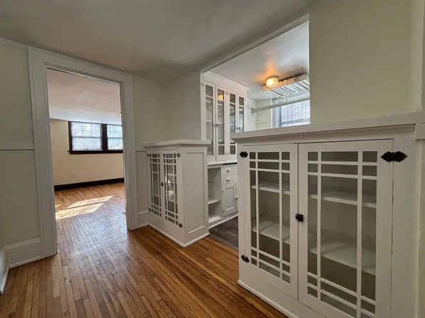 1091 Goodrich Ave, 1091 Goodrich Ave APT 14, Saint Paul, MN 55105