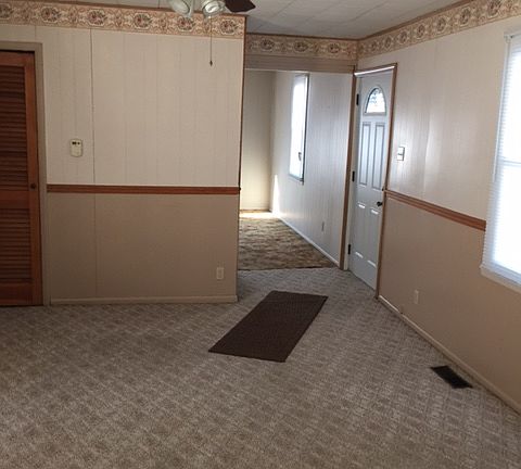 4th image of 214 S. Illinois Ave.