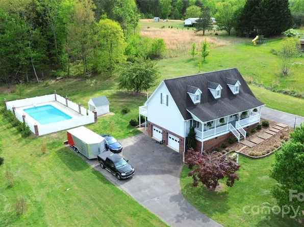 5006 Howell School Rd, Jonesville, NC 28642