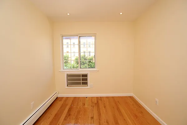 Rented by Nooklyn NYC LLC | media 7