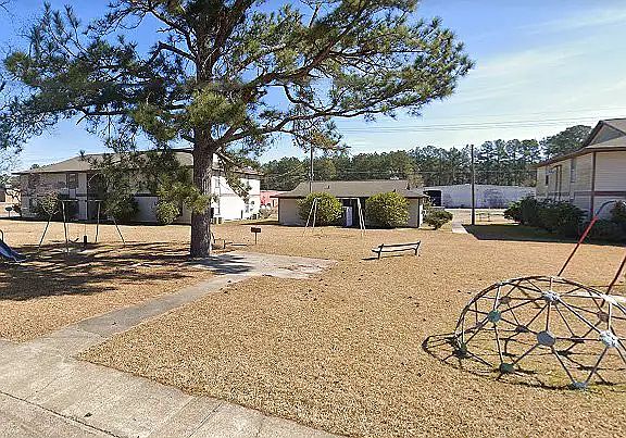 4th image of 605 Hospital Dr #4695