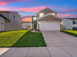 2907 Jordan River Dr, Fowlerville, MI 48836
