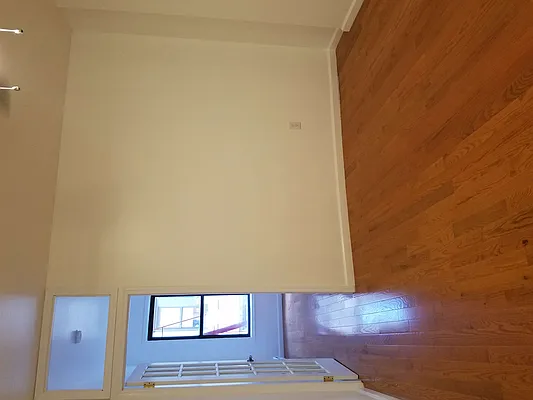 Rented by Eight Horse Realty | media 2