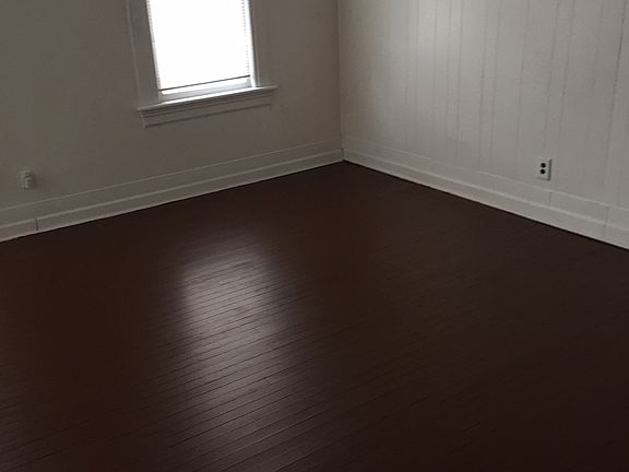 3rd image of 431 S 5th St APT 4