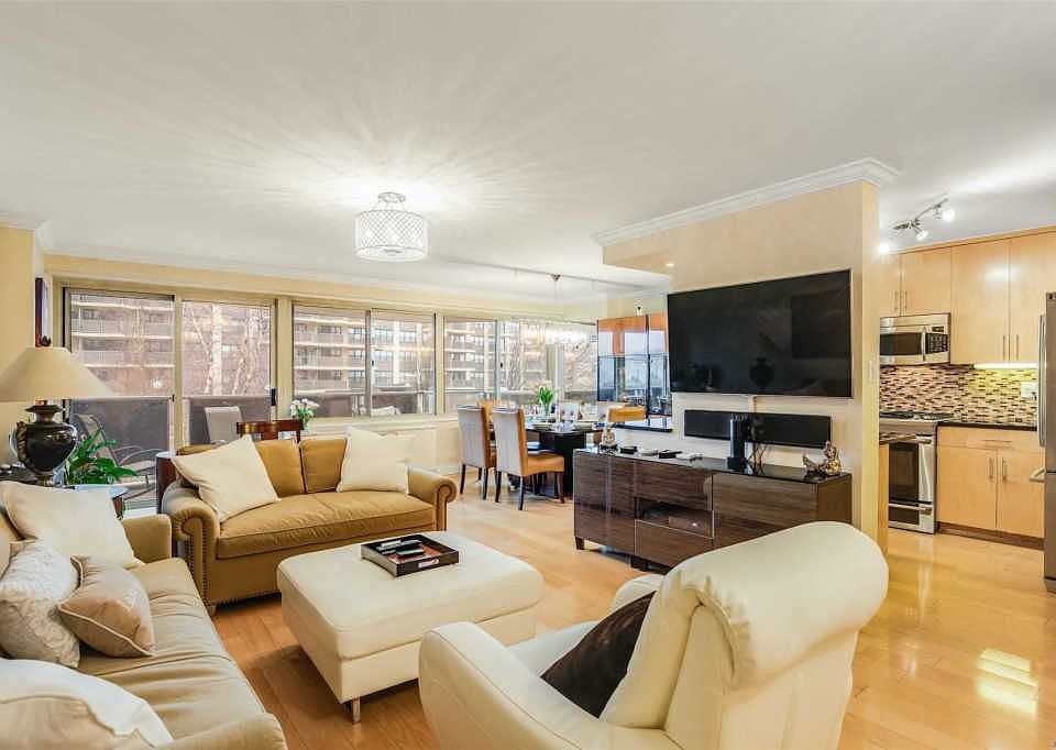 1st image of 18-15 215th St #2M-18-15