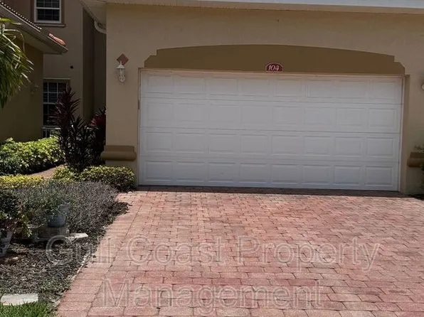 13860 Avon Park Cir, Fort Myers, FL 33912