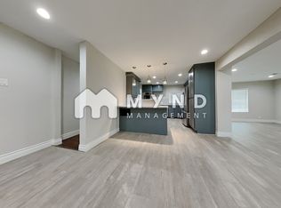 5655 Meadow Creek Ln, Houston, TX 77017