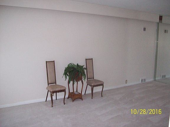 2nd image of 22461 Twyckingham Way