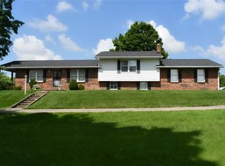 7915 Greenbush Rd, Somerville, OH 45064