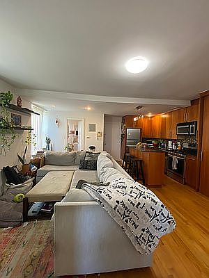 4th image of 490 Morgan Ave APT 2B