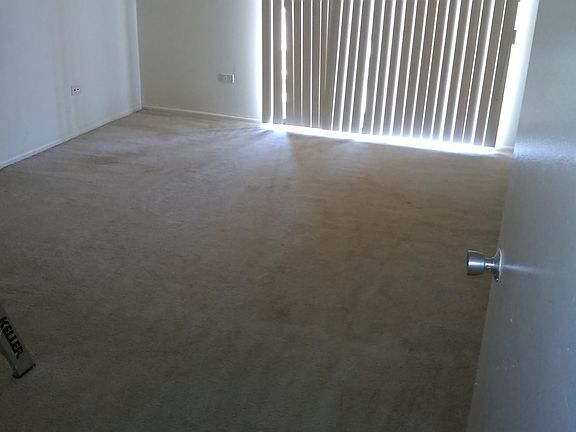 3rd image of 915 N Countryside Dr APT 107