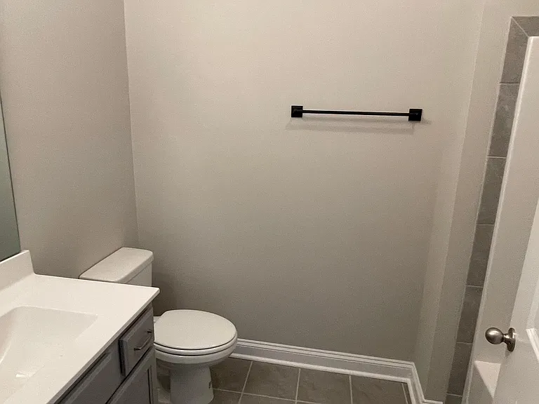 181 Hanover Ct — Photo 15