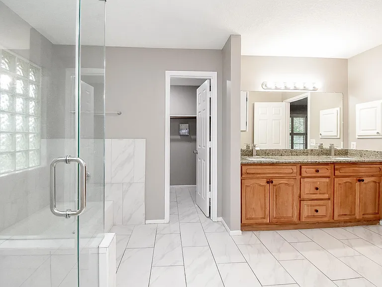 6318 Faulkner Ridge Dr — Photo 22