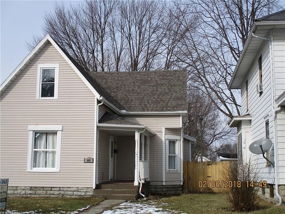1st image of 440 Young St