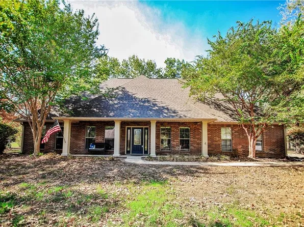 108 Fox Run Dr, Natchitoches, LA 71457