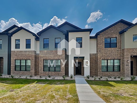 2nd image of 444 Willow Xing E