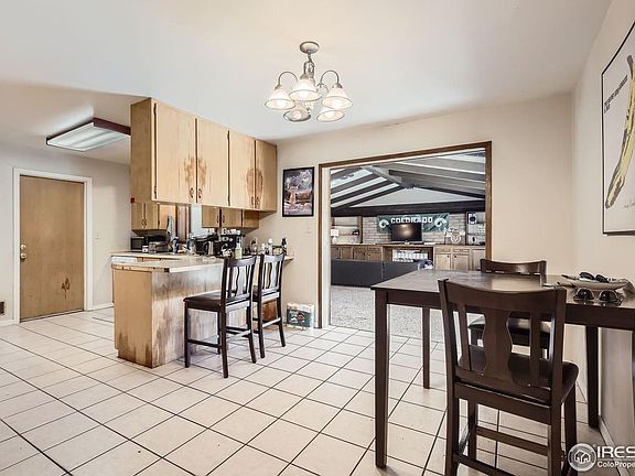 4th image of 1036 Meadowbrook Dr
