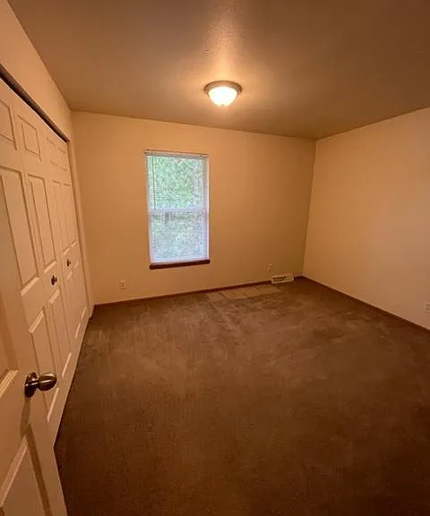 7108 Lodge Pole Dr SE — Photo 12