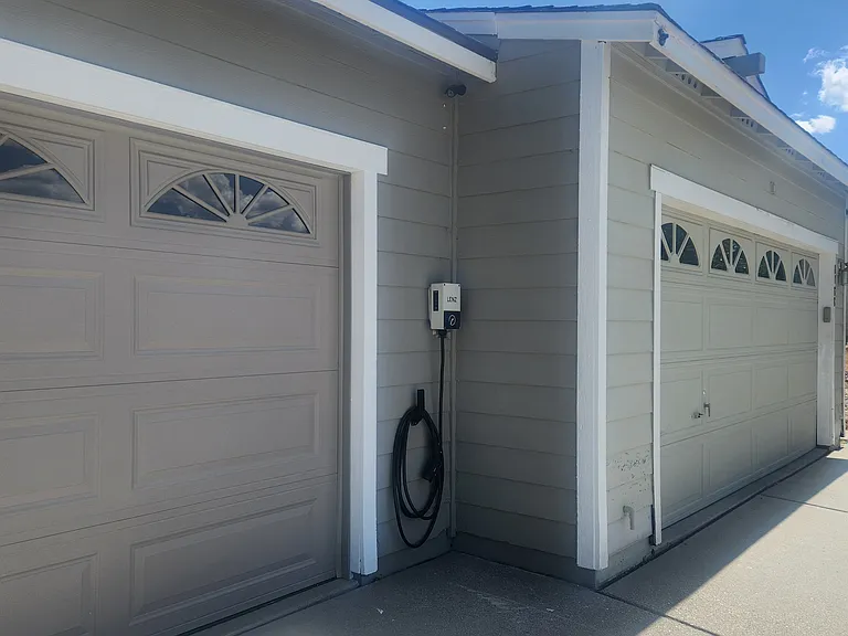 8770 Sunset Breeze Dr — Photo 2