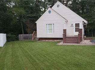 15705 Roland View Dr, Chester, VA 23831