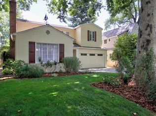2757 Land Park Dr, Sacramento, CA